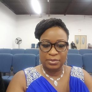 Meet your Posher, Deb